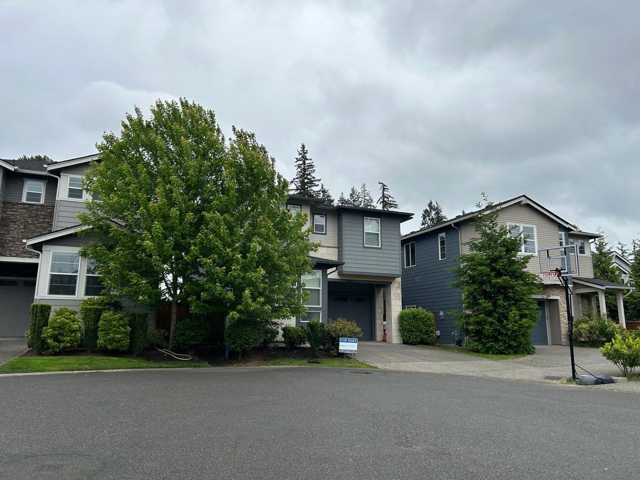 4324 224th Pl Se - Photo 2 of 23