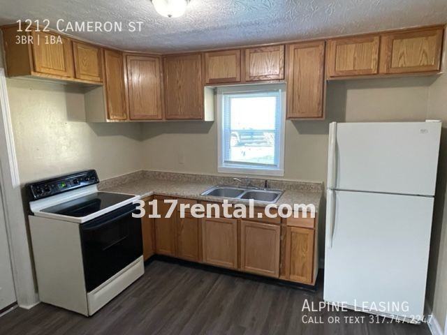 1212 Cameron St - Photo 3 of 7