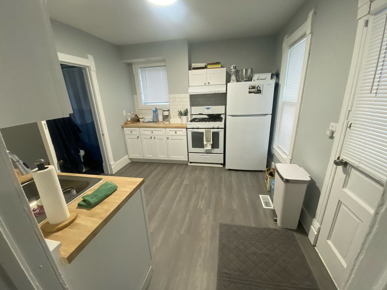 421 Washington St #1 - Photo 3 of 5