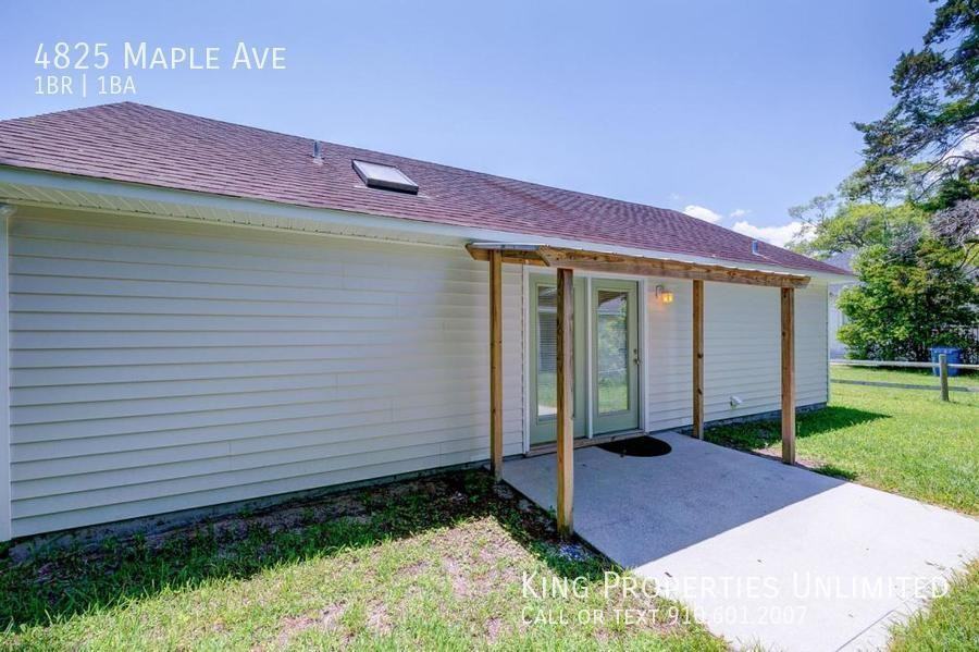 4825 Maple Ave - Photo 2 of 24