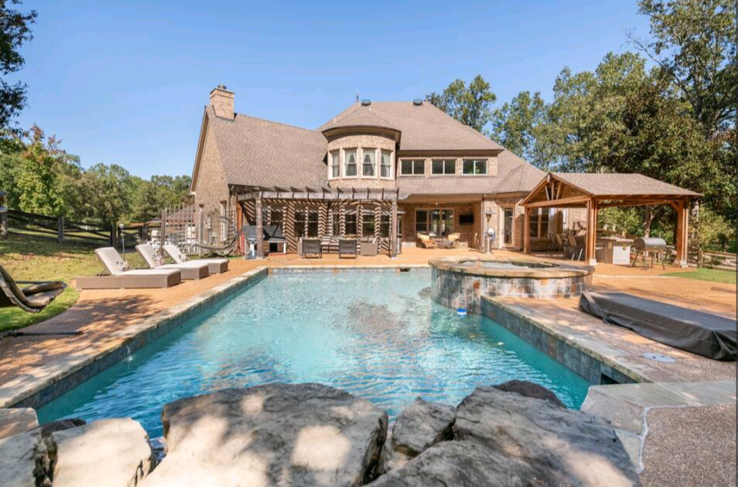 375 Westbury Ln #NA - Photo 2 of 42