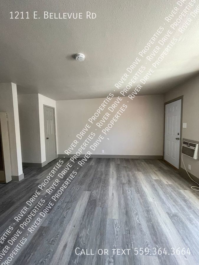 1211 E Bellevue Rd - Photo 3 of 13