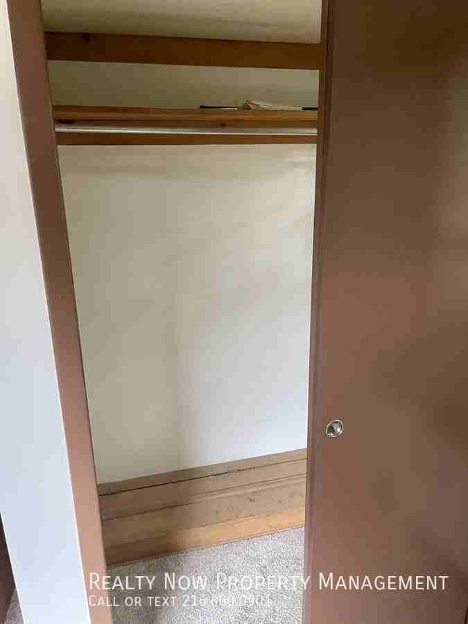 18232-4 Winslow Rd 1st Fl - Photo 2 of 15