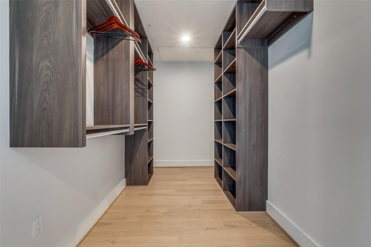 2500A N Houston St #PH3 - Photo 3 of 19