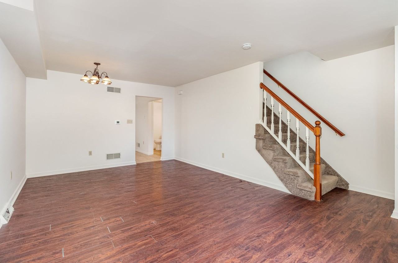 767 Old Silver Spring Rd - Photo 6 of 29