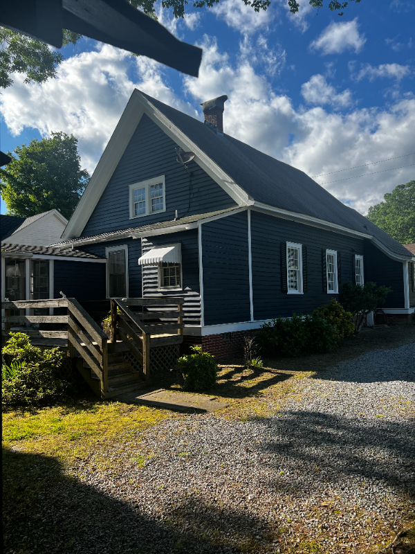 107 College St - Photo 3 of 13