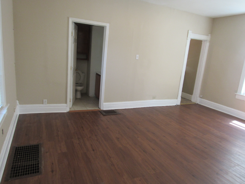 714 Sw Taylor St - Photo 3 of 13