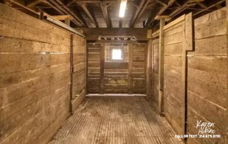 1635 Shadyside Rd - Photo 3 of 19