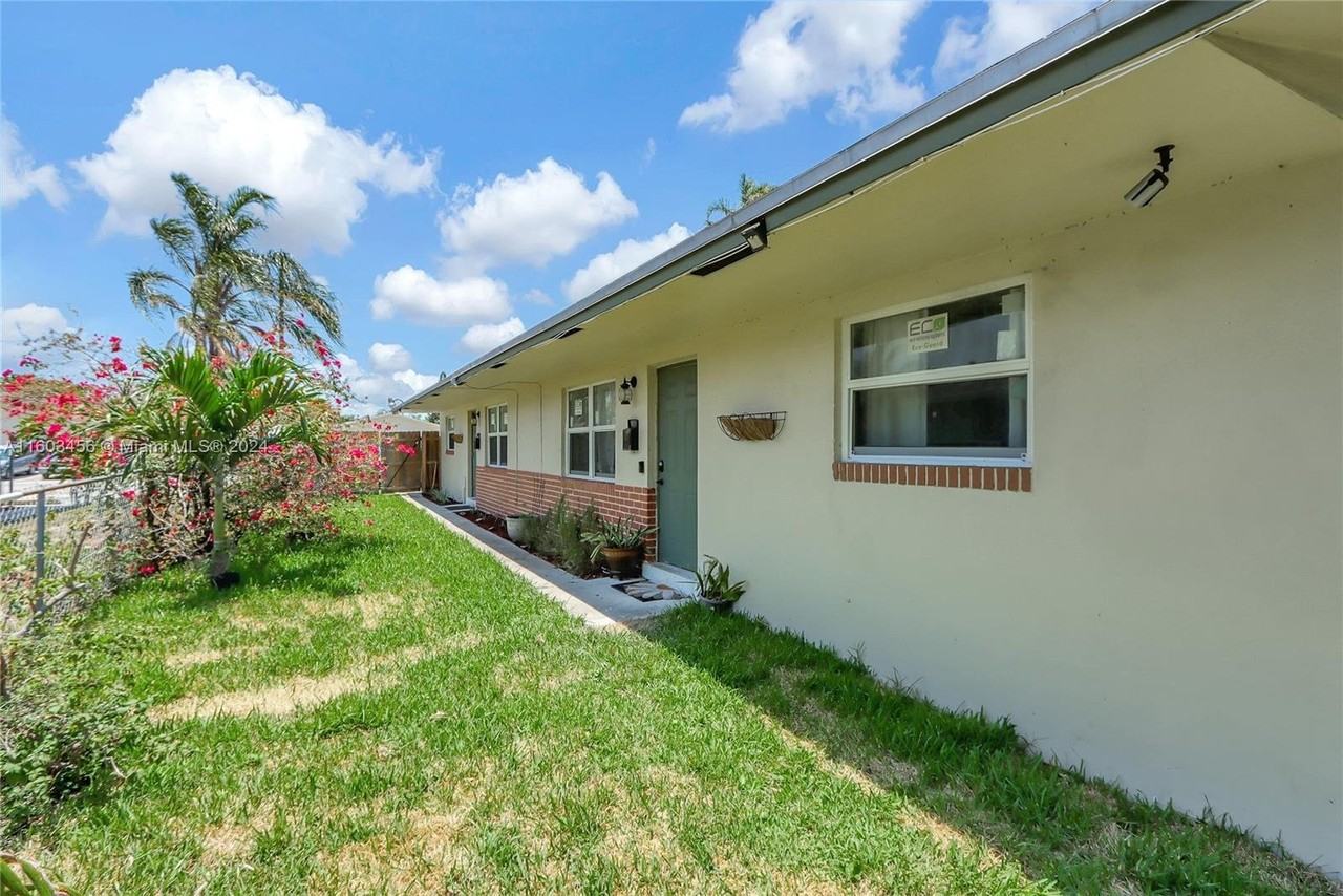 441 Ne 30th Ct #2B - Photo 3 of 8