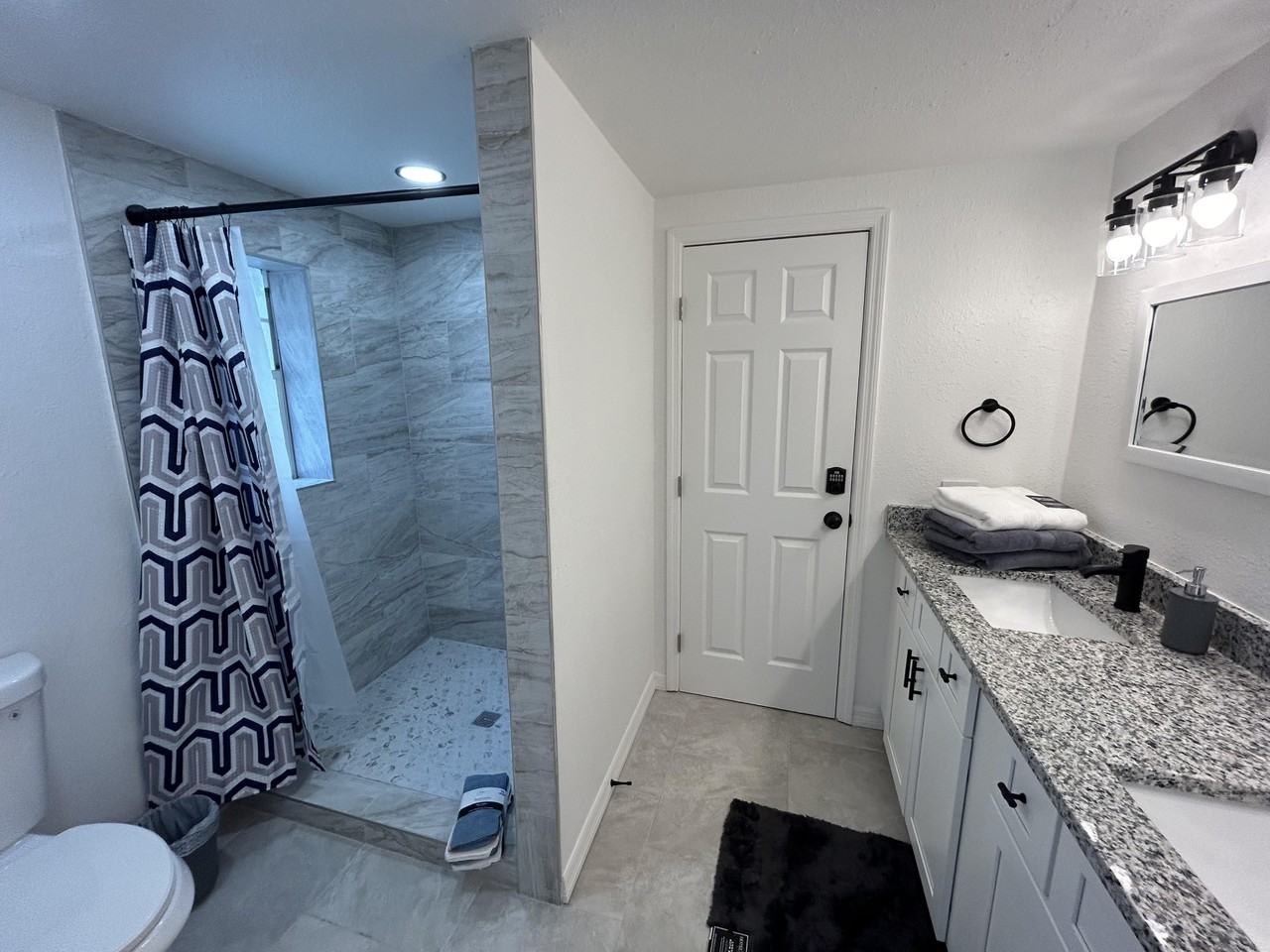 Oconee Street - Photo 3 of 18