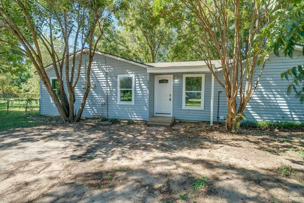 311 Byron St - Photo 2 of 29