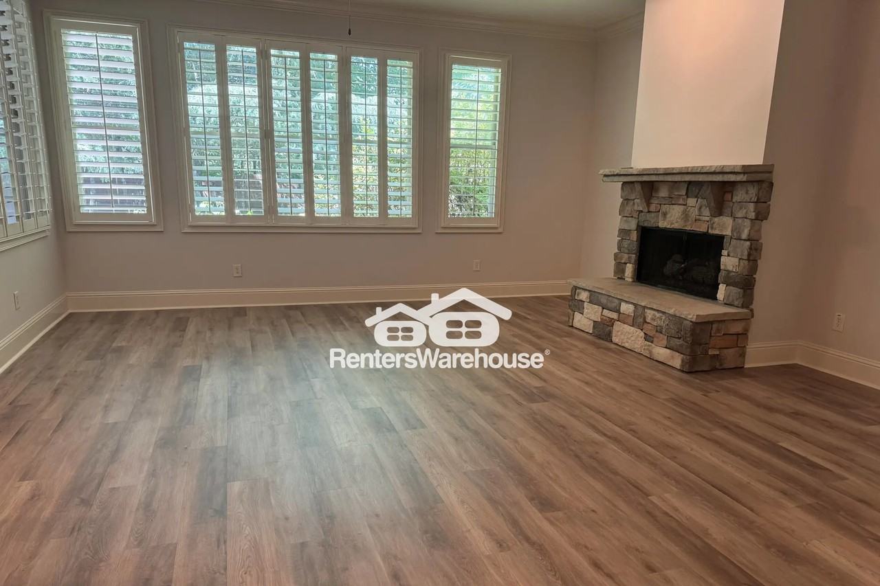 207 Towering Peaks - Photo 3 of 38