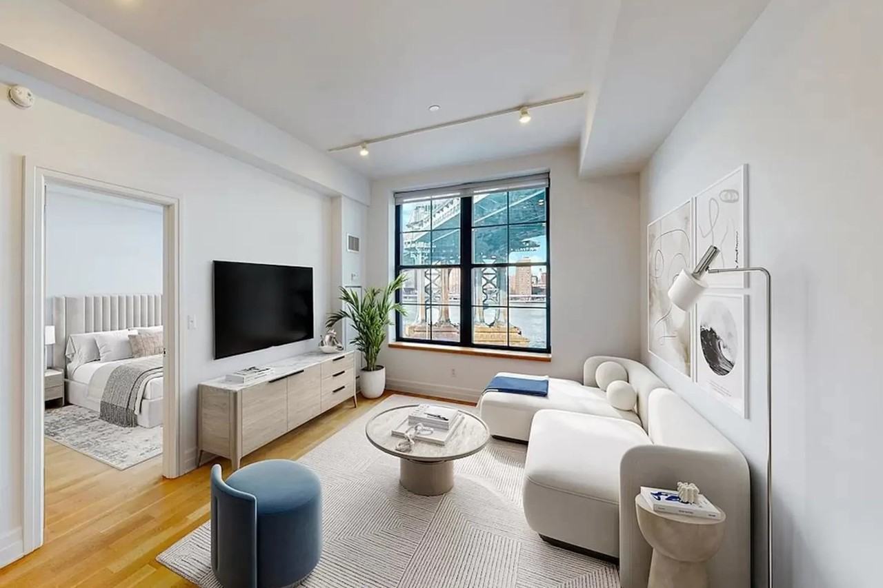 125 Water St - Photo 2 of 9