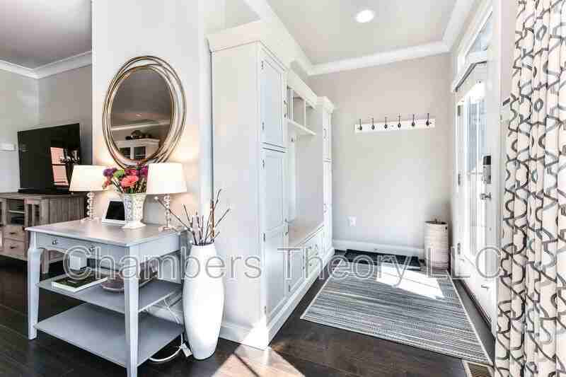 1332 S Queen St - Photo 3 of 41