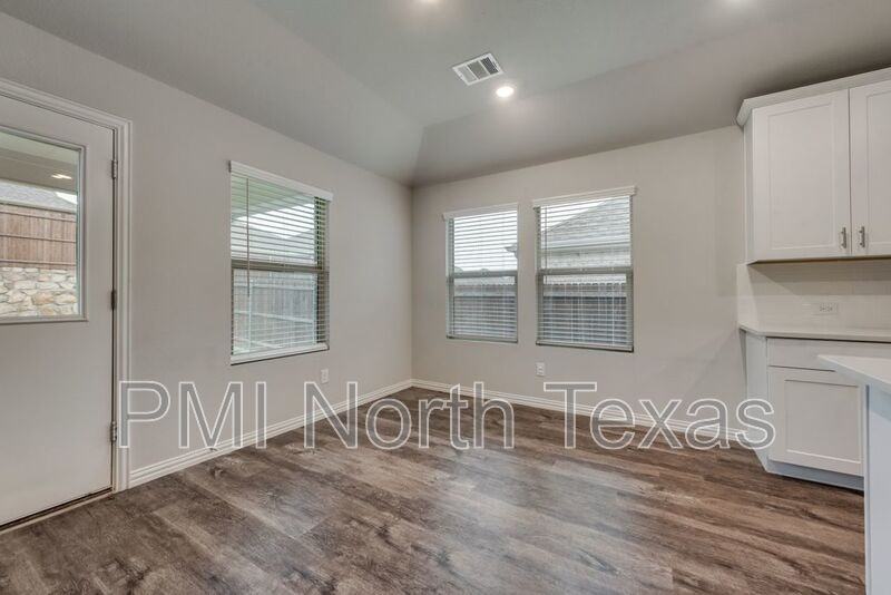 214 Stonehollow Way - Photo 7 of 22