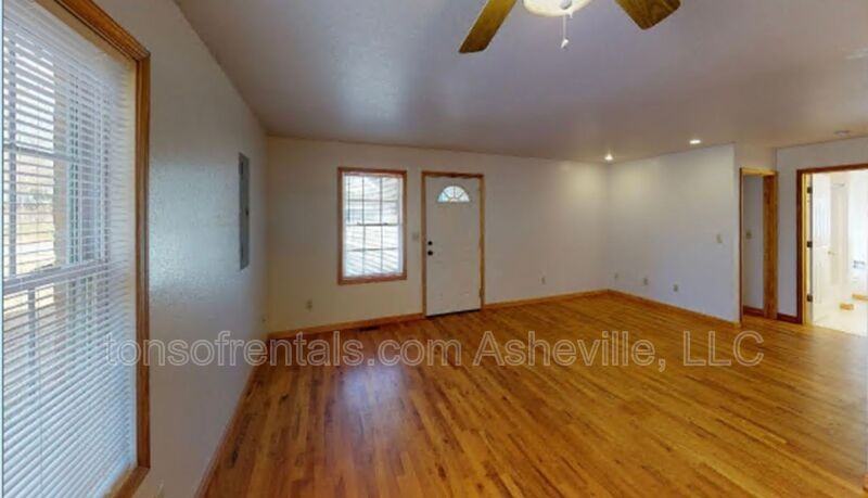 203 W Jordan St - Photo 2 of 13