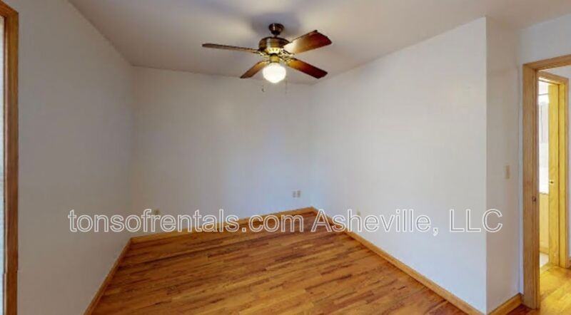 203 W Jordan St - Photo 3 of 13