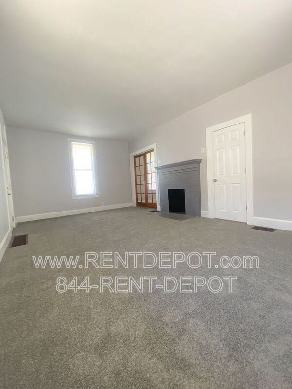 1506 E Division St - Photo 2 of 7