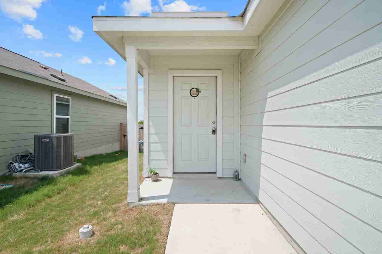 12942 Deep Eddy - Photo 3 of 24