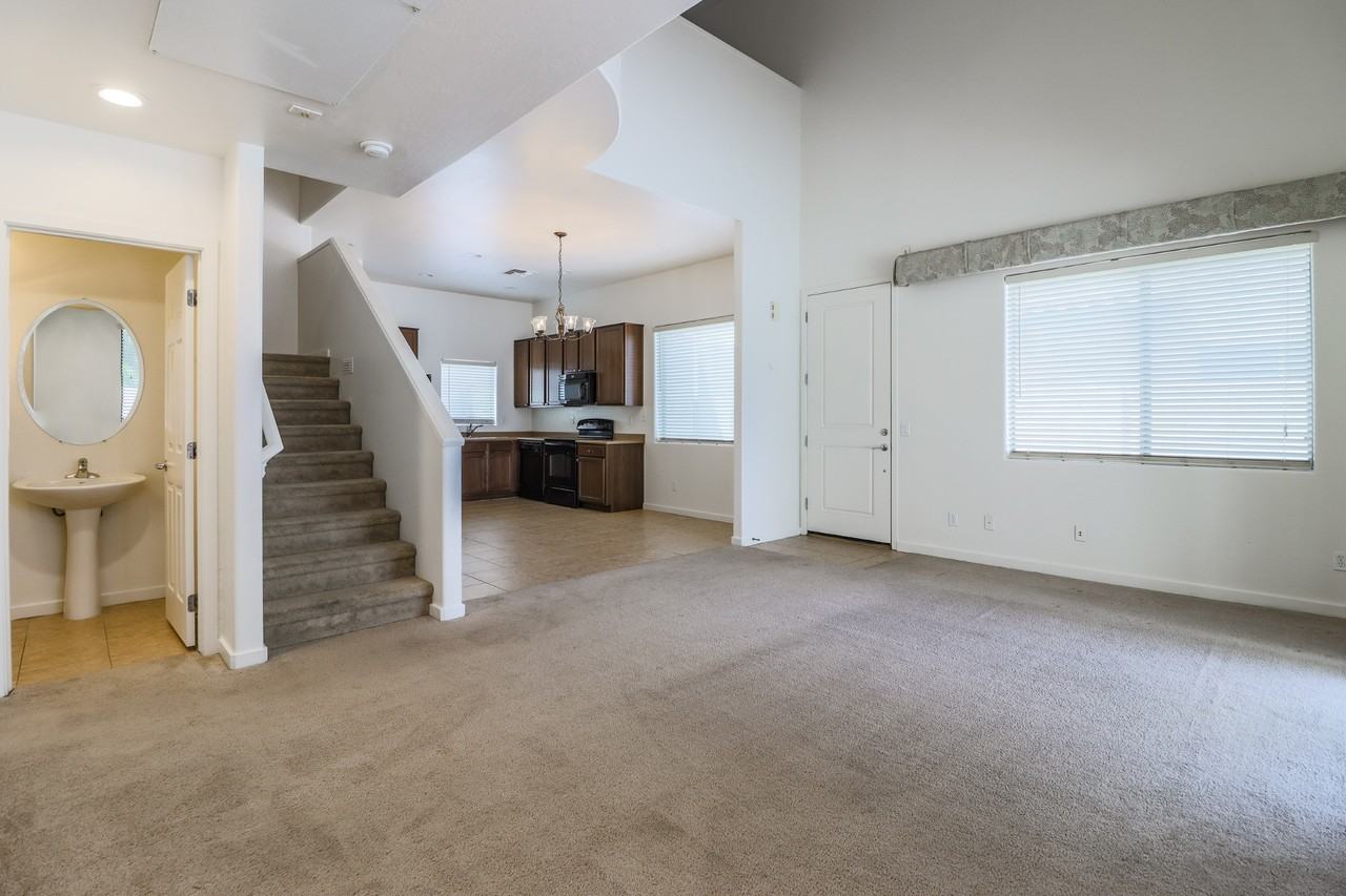 544 N Alma School Rd #7 - Photo 5 of 30