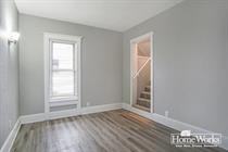 233 E Grove St - Photo 3 of 11