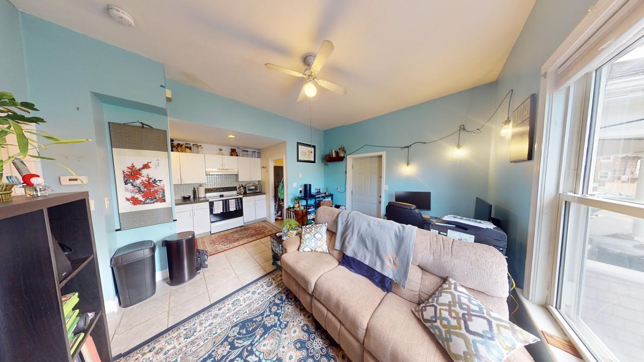 28 Academy Hill Rd #1R - Photo 4 of 11