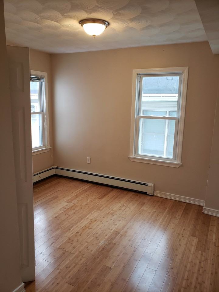 Pearl Street #2 - Photo 4 of 9