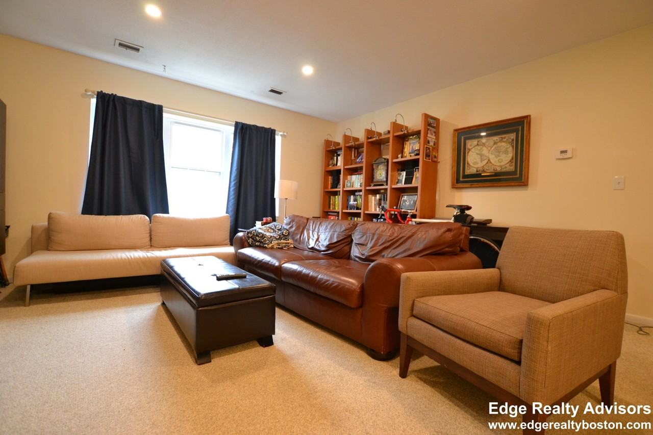 34 Lake Shore Ter #3 - Photo 3 of 10