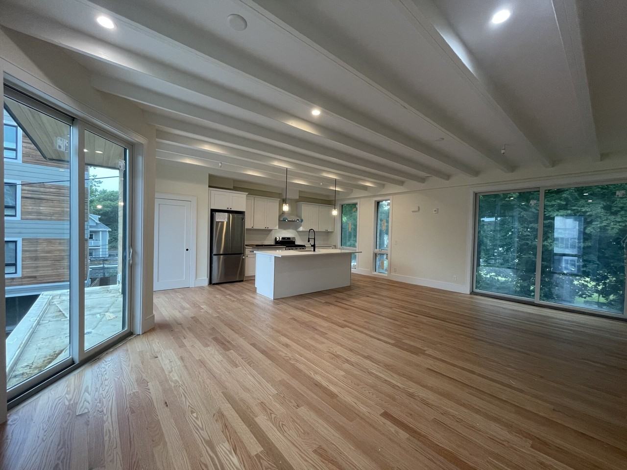 65 Cameron St #2