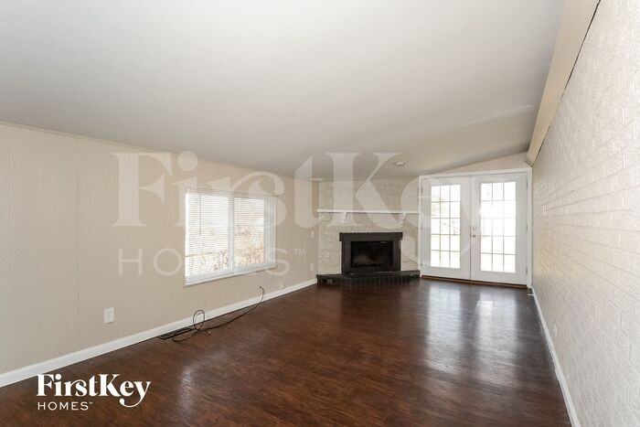 9061 Bobb Ave - Photo 2 of 14