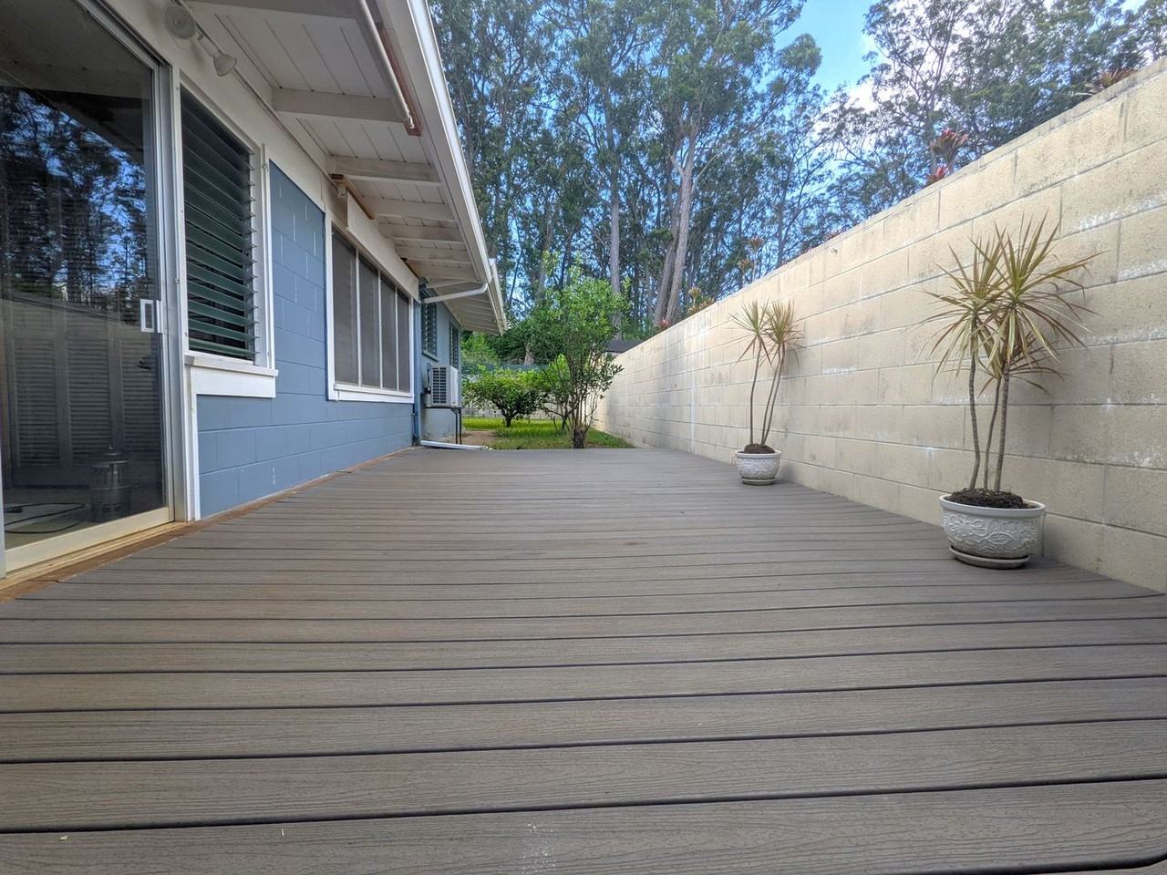2567 California Ave - Photo 3 of 25