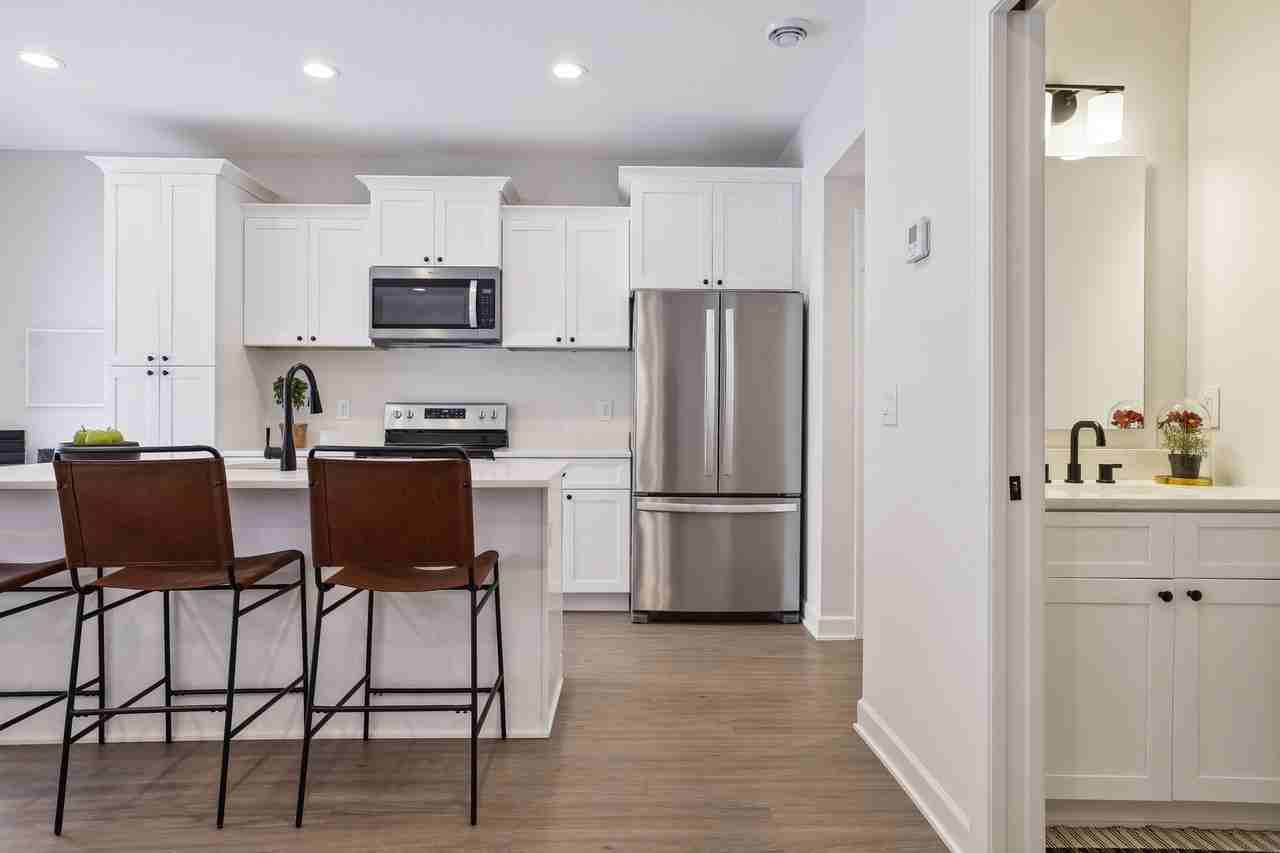 2489 Cedarwood Lane - Photo 4 of 24