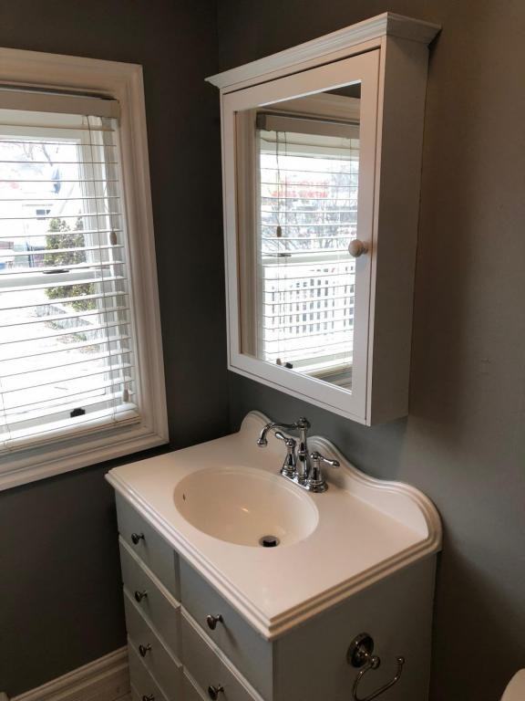 1005 W Augusta Ave - Photo 2 of 14