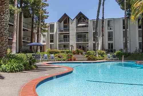 1160 Lincoln Avenue - Photo 2 of 18