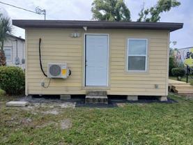 319 1/2 E 11th St - Photo 1 of 1