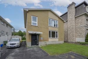 featured image of 1670 Russell Rd