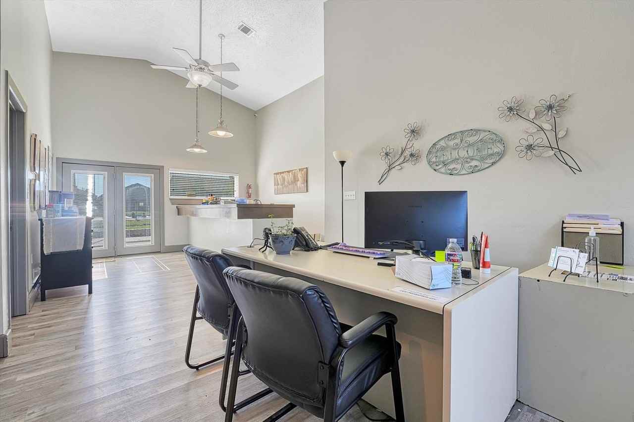 Discover Unmatched Comfort and Convenience at Apple Creek Apartments in