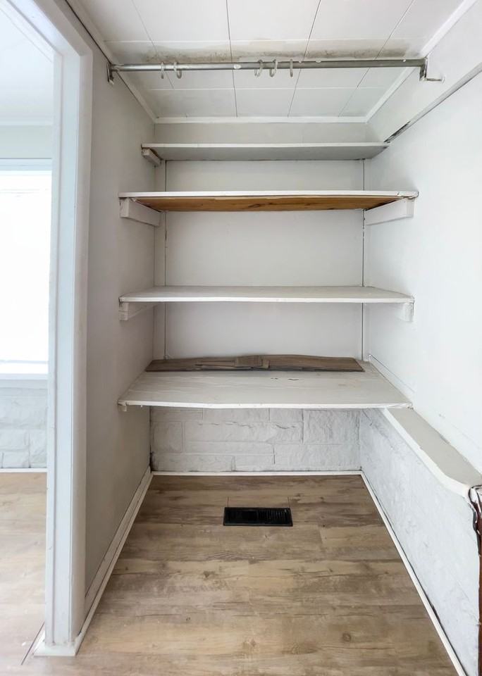 2106 W. Main St - Photo 6 of 33