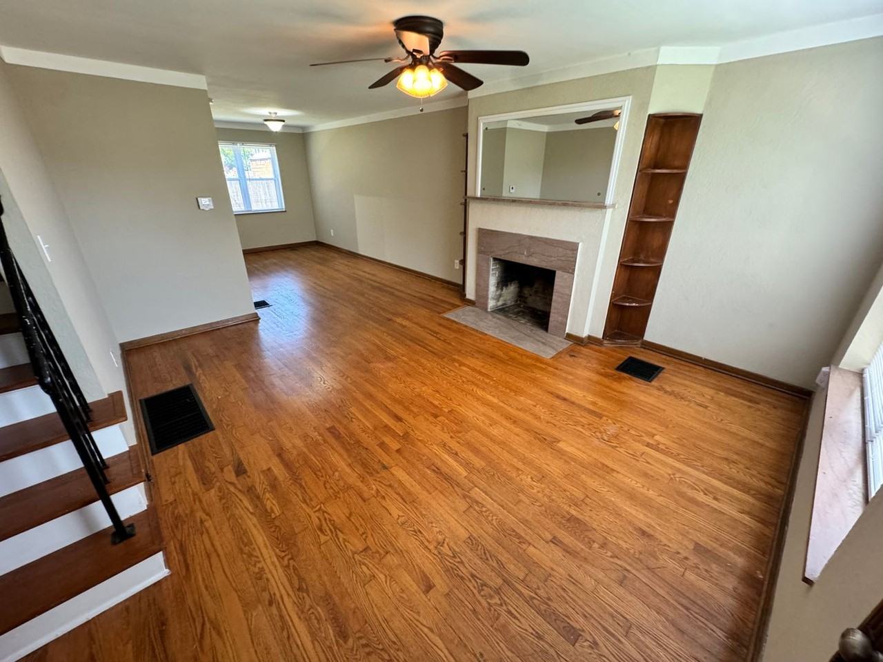 1788 Northwest Blvd - Photo 2 of 29