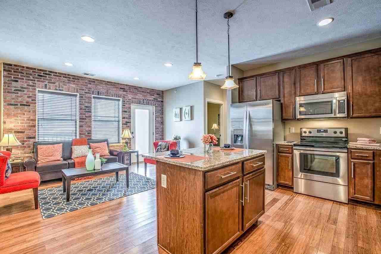 The Beckham - Photo 2 of 19