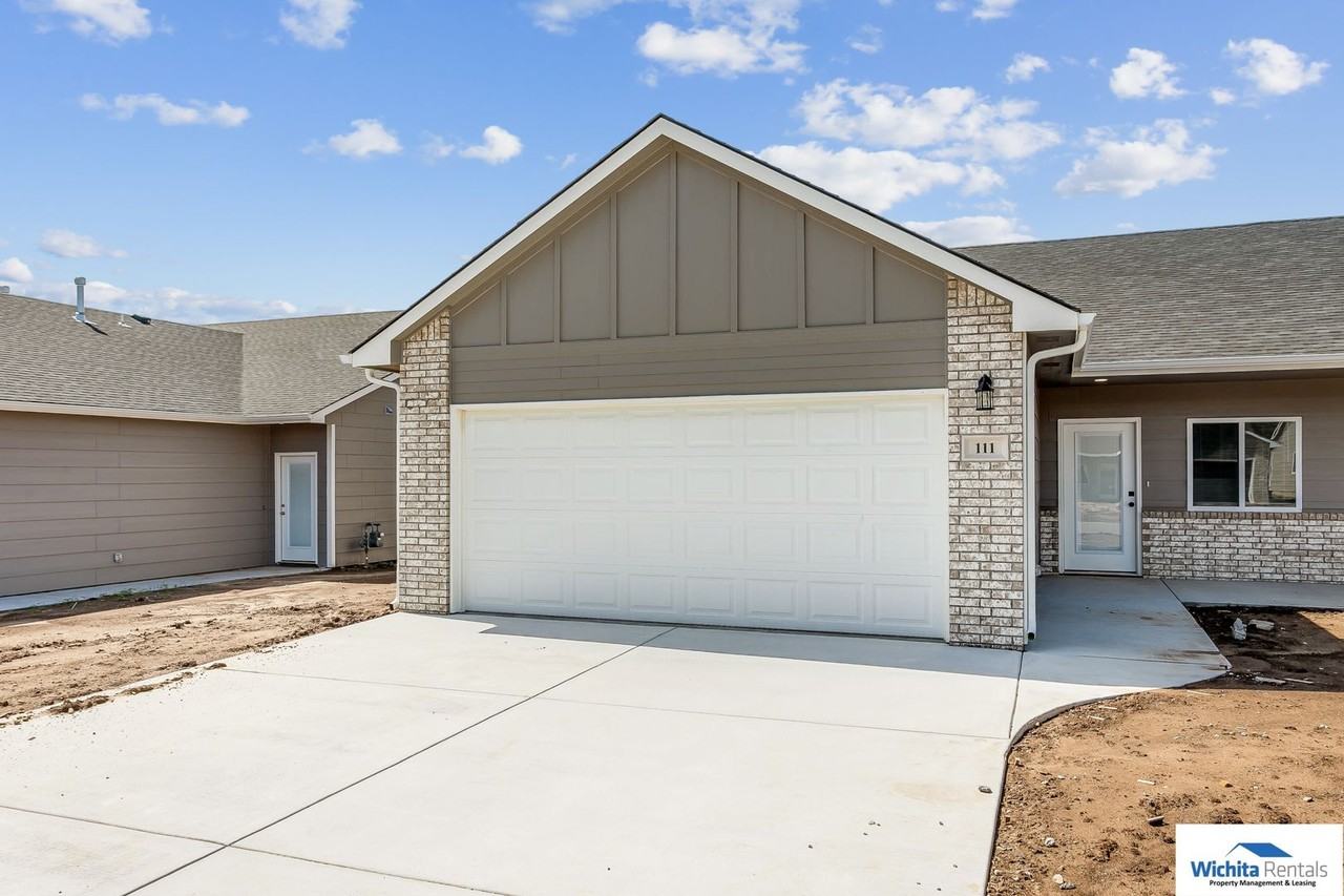 107 E Santa Fe Cir - Photo 2 of 15