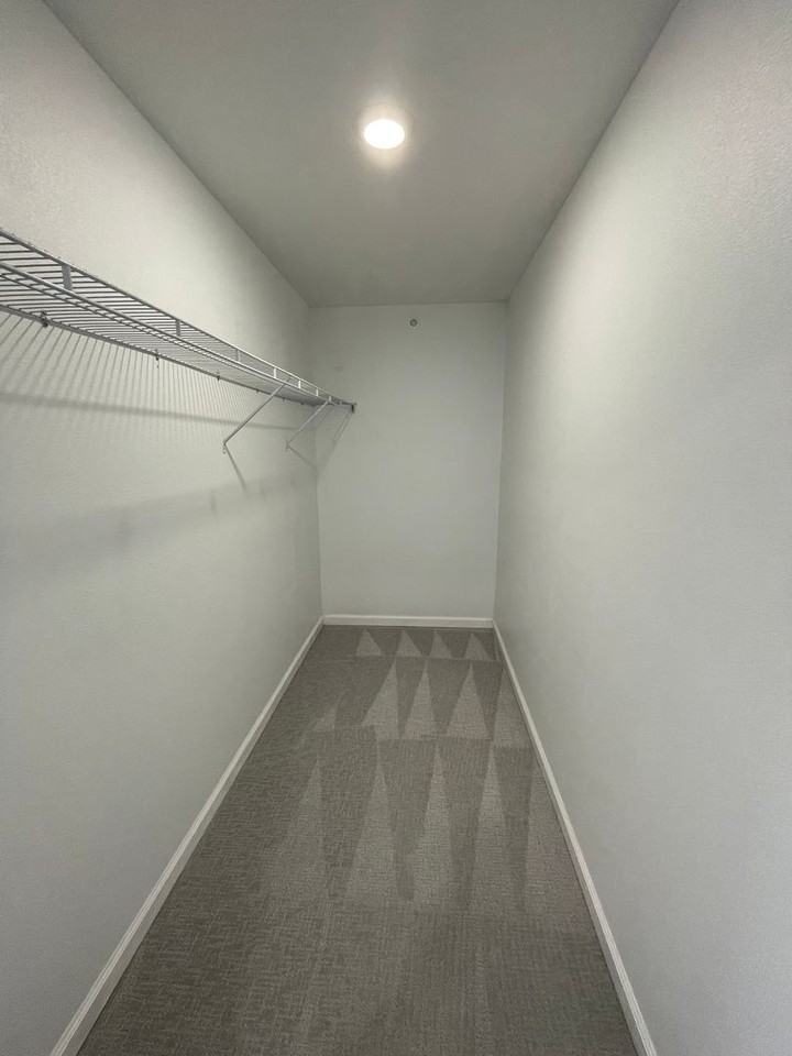 413 Doxey St #5 - Photo 6 of 9