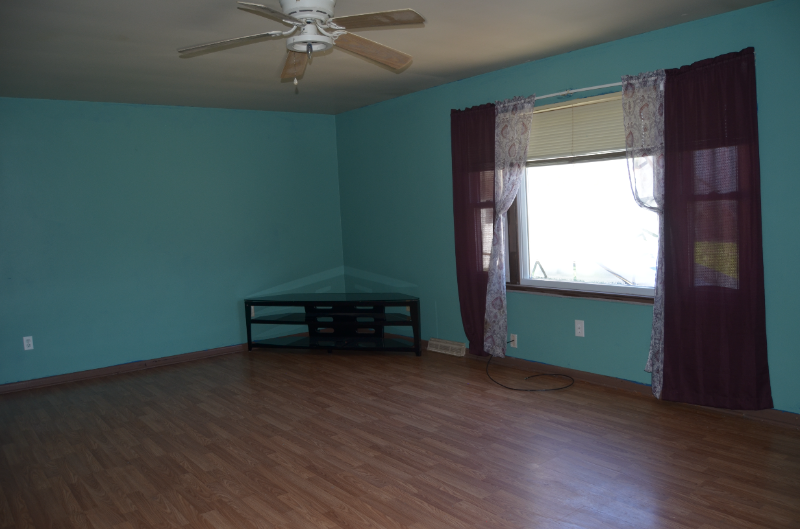 414 Jackson St - Photo 2 of 12