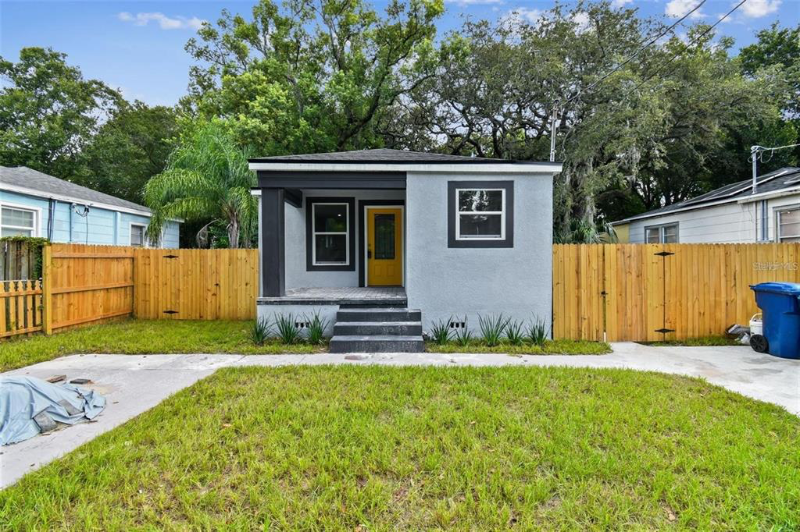 908 E Cayuga St - Photo 2 of 21