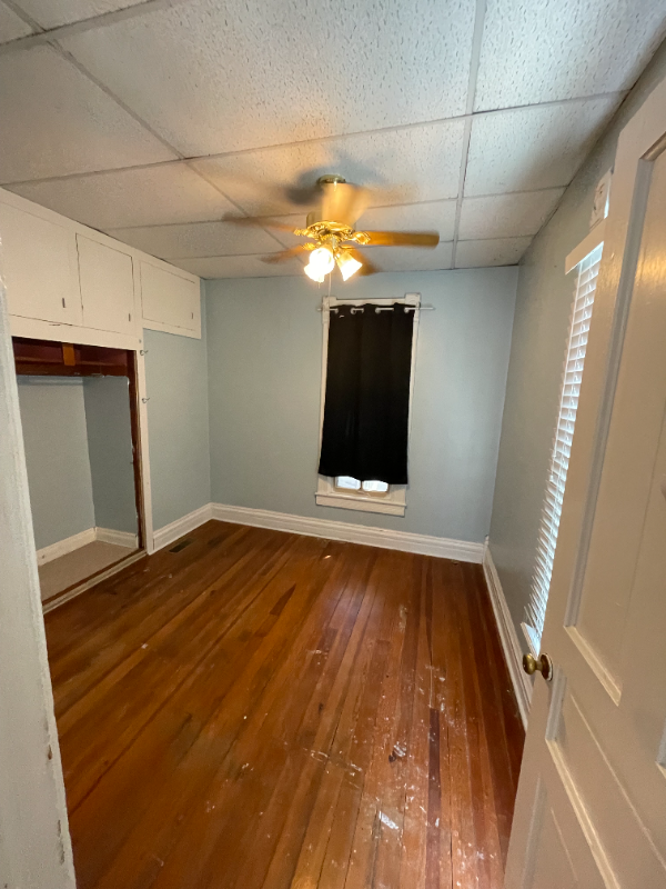 719 11th St - Photo 3 of 11