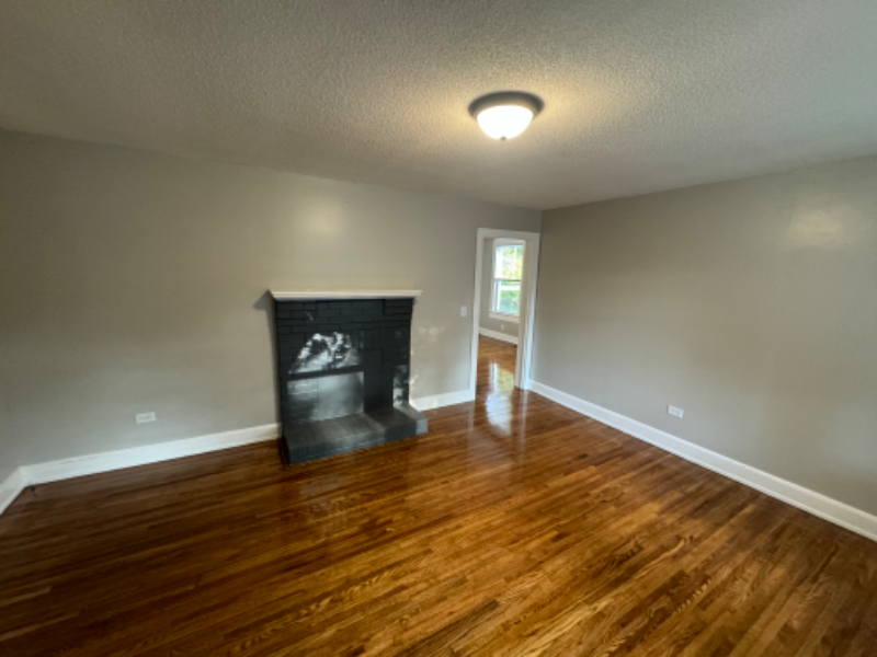 304 Virginia Ave - Photo 3 of 19