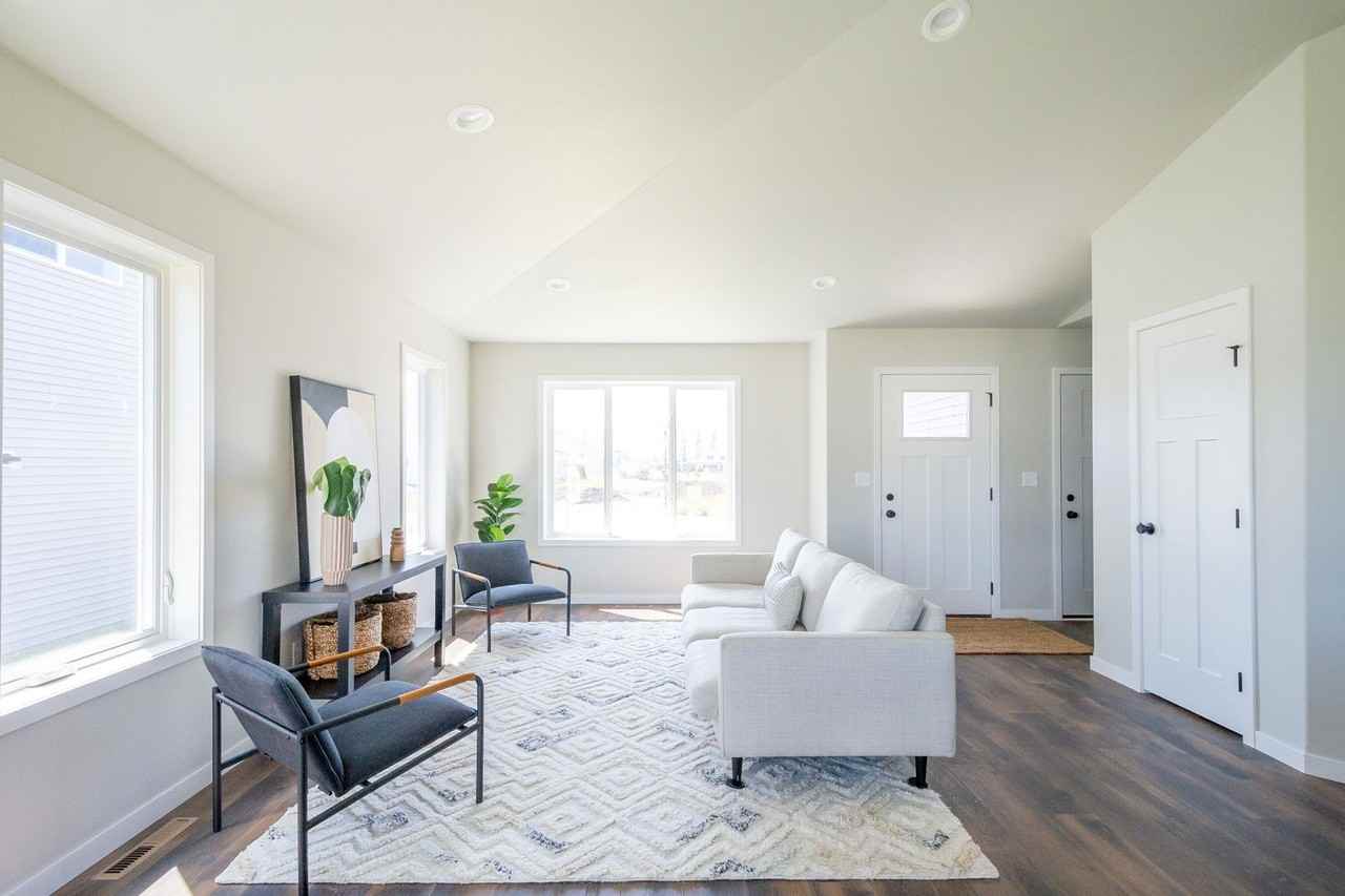 6183 Martin Ln W - Photo 6 of 50