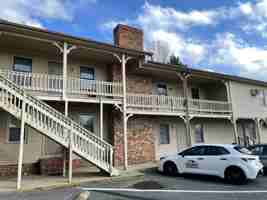 featured image of 332 W Ward St