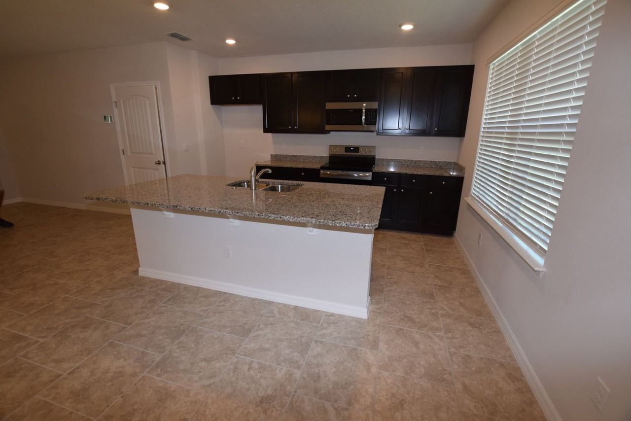 9496 Bauer Aly - Photo 4 of 23