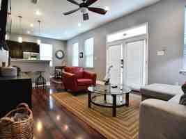 featured image of 337-339 337-339 South Murat/4501-4503 Banks St